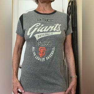 Ladies SF Giants TShirt XL